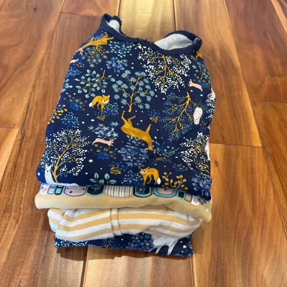 Carter’s sz 14 Pajama set- 2 tops /2 bottoms - Picture 7 of 7